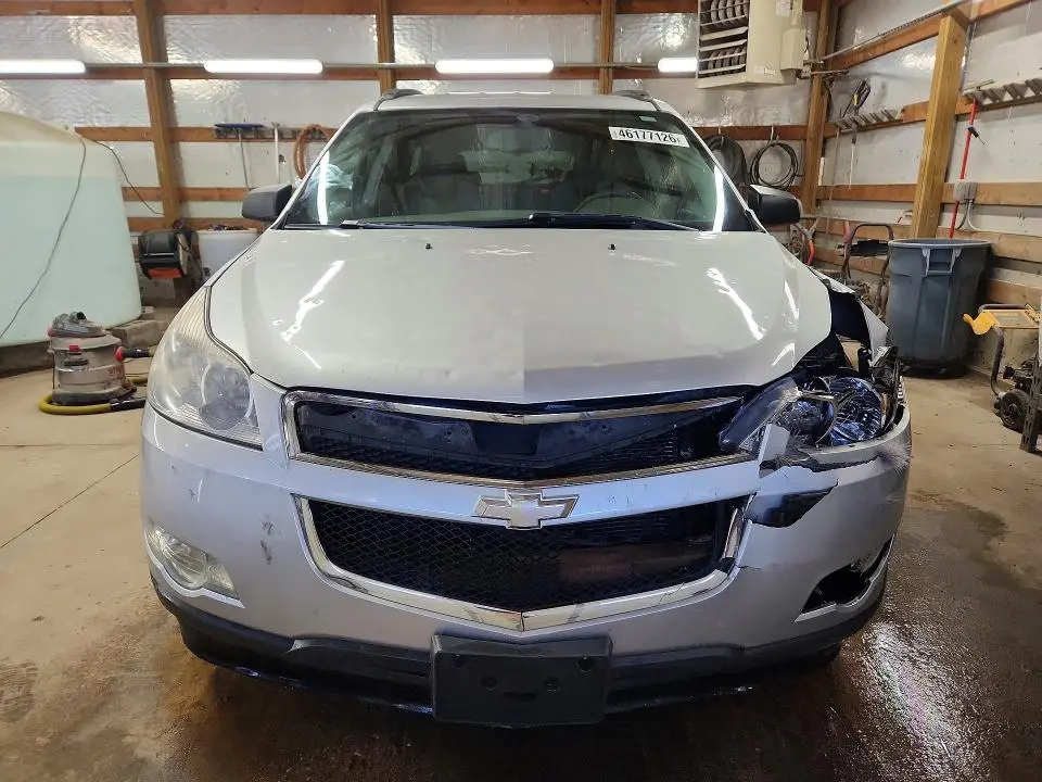 2012 CHEVROLET TRAVERSE LS  