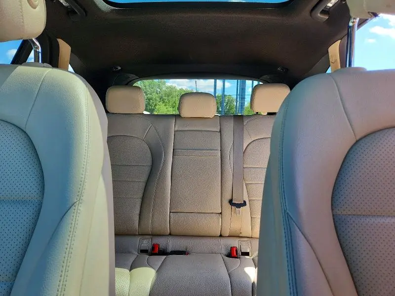 2017 MERCEDES-BENZ GLC 300  