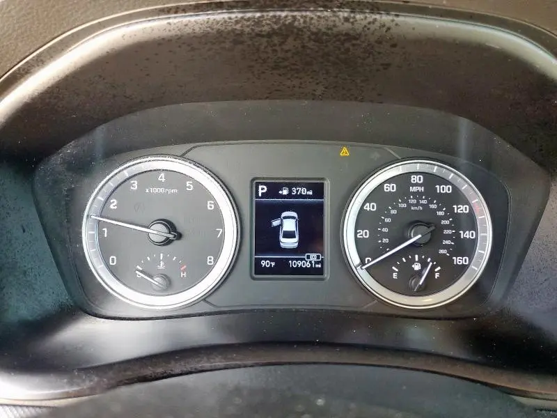 2018 HYUNDAI SONATA SE  