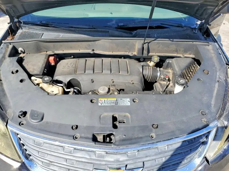2014 CHEVROLET TRAVERSE LS  