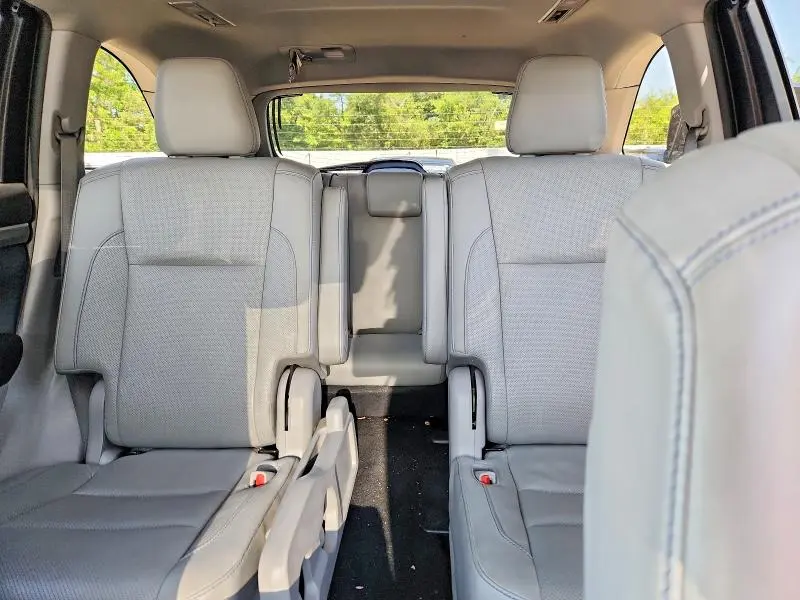 2019 TOYOTA HIGHLANDER LIMITED PLATINUM  