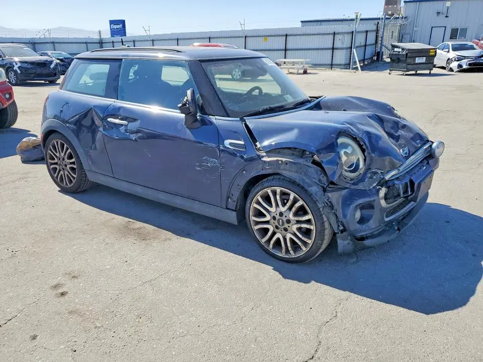 2015 MINI COOPER   