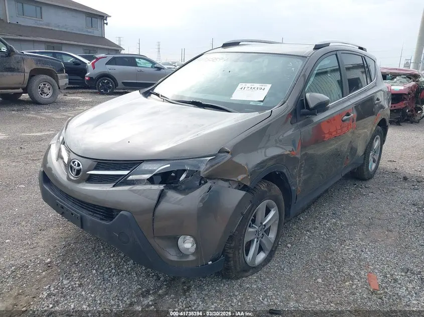 2015 TOYOTA RAV4 XLE