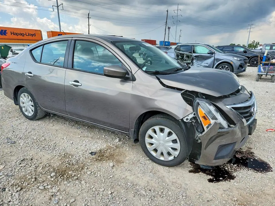 2017 NISSAN VERSA 1.6 SV  