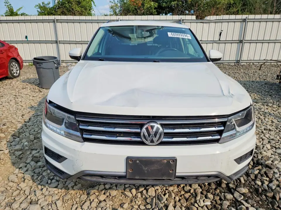 2018 VOLKSWAGEN TIGUAN SE  