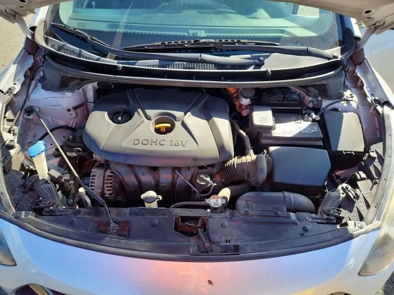 2013 HYUNDAI ELANTRA GT BASE  