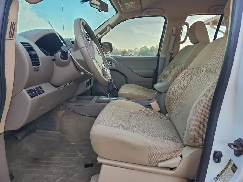 2016 NISSAN FRONTIER S  