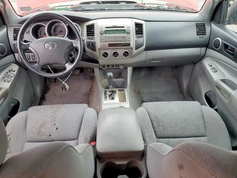 2011 TOYOTA TACOMA V6  