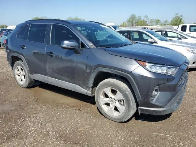 2021 TOYOTA RAV4 XLE