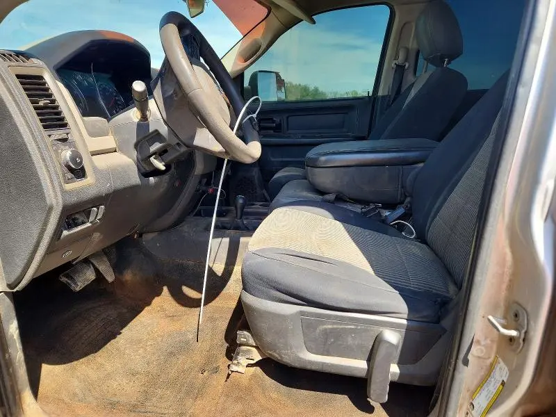 2012 DODGE RAM 2500 ST  