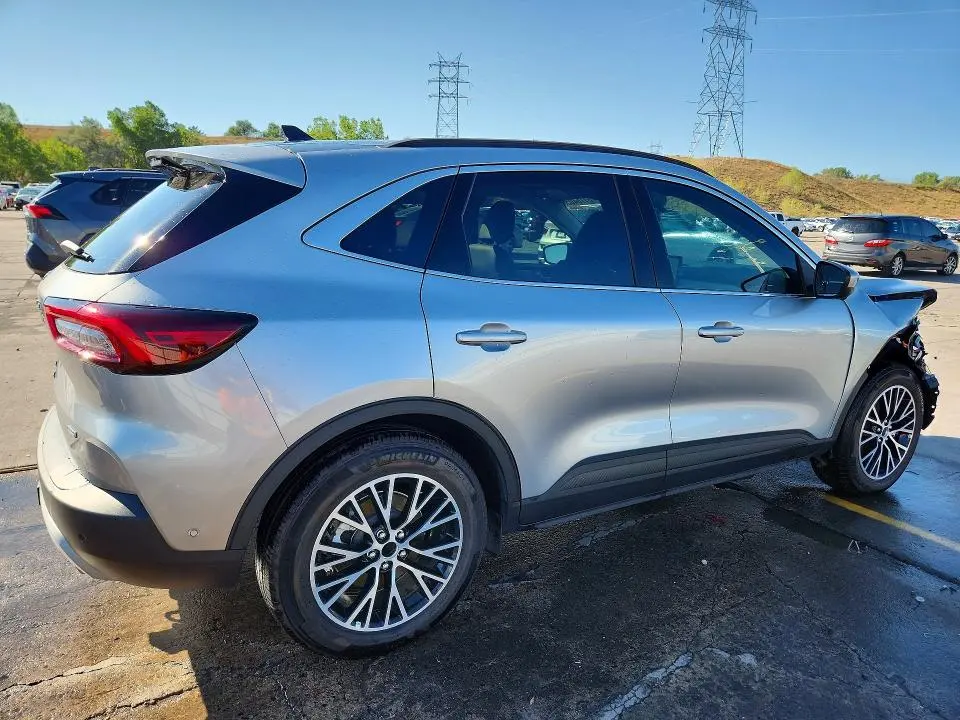 2023 FORD ESCAPE   