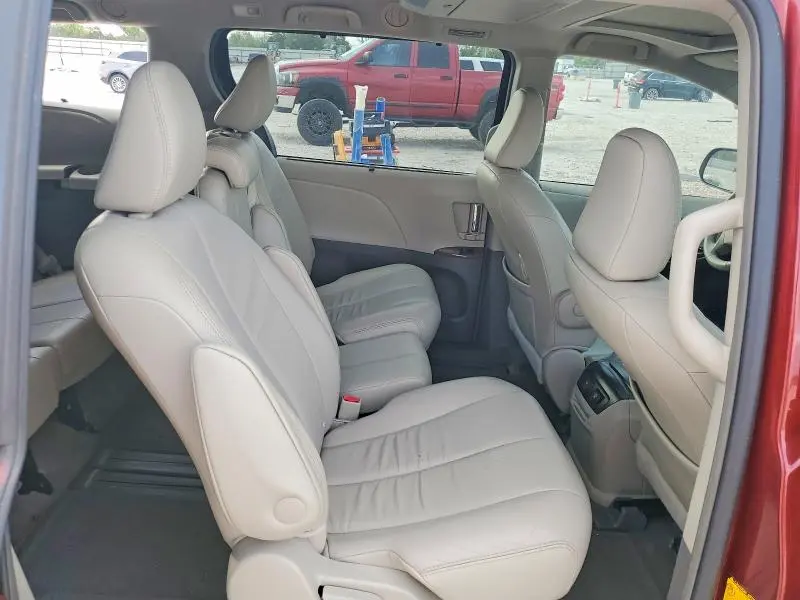 2011 TOYOTA SIENNA XLE 8-PASSENGER  