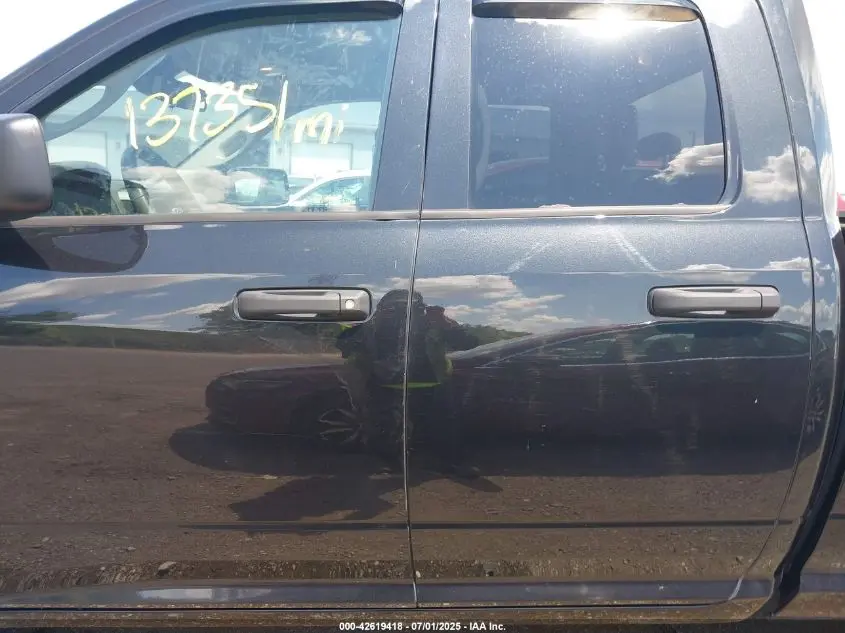 2015 RAM 1500 EXPRESS