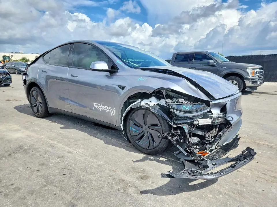 2026 TESLA MODEL Y   