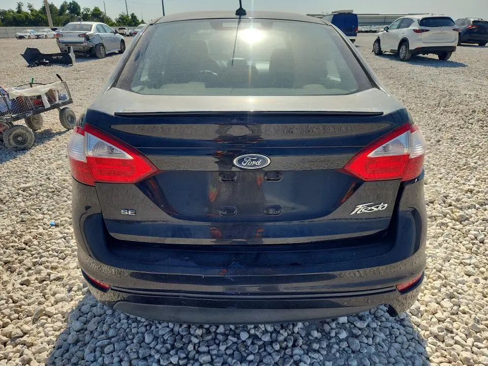 2017 FORD FIESTA SE  