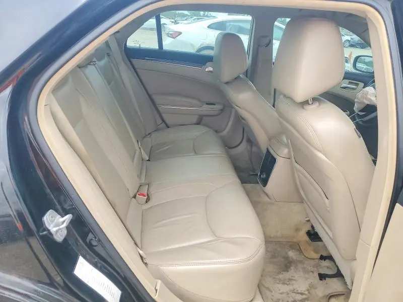 2012 CHRYSLER 300 LIMITED  