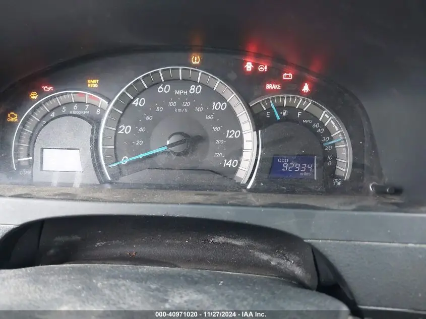 2013 TOYOTA CAMRY SE