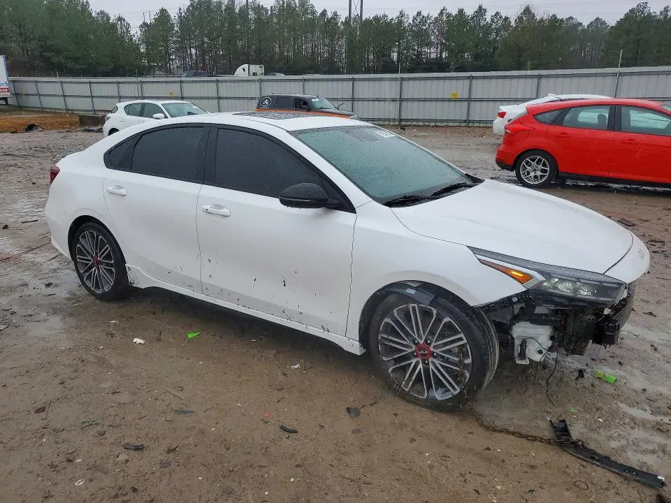 2023 KIA FORTE GT  