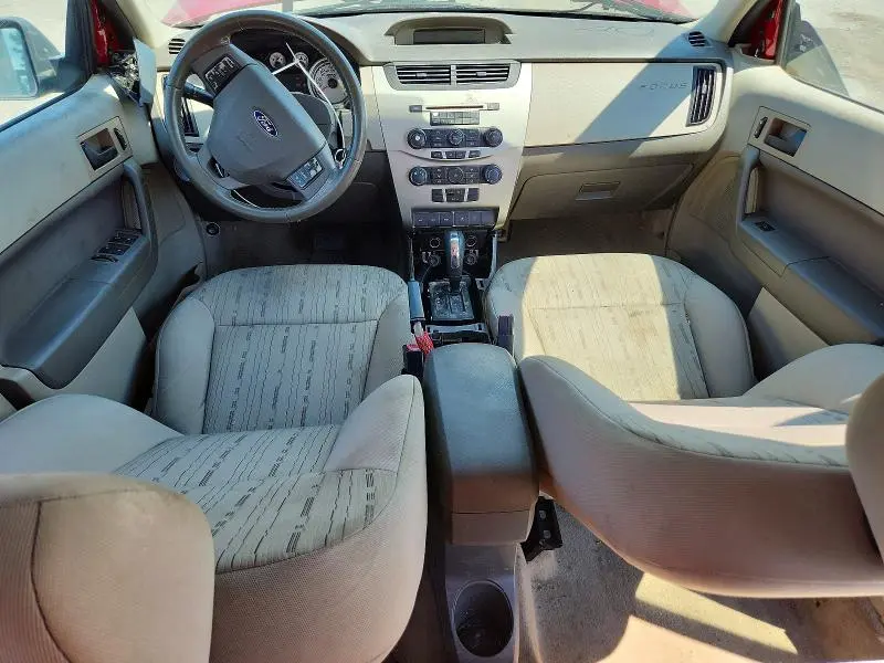 2011 FORD FOCUS SE  