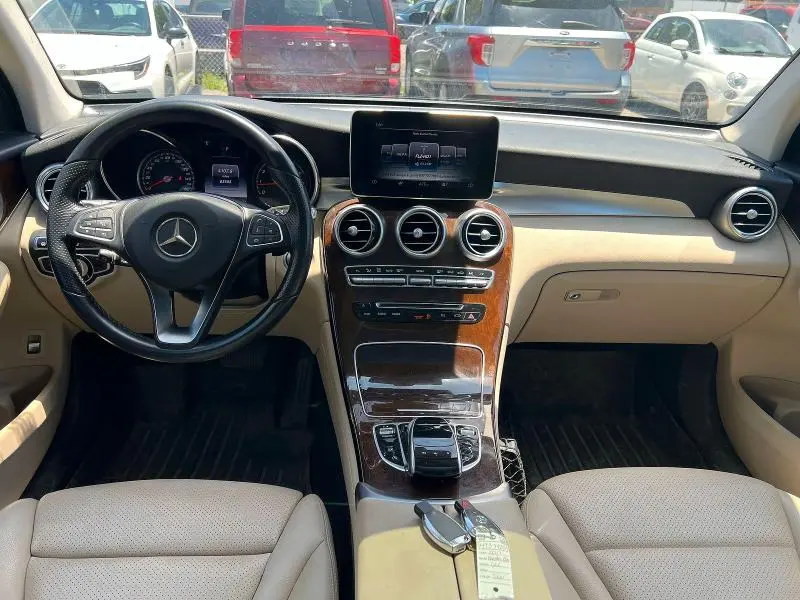 2017 MERCEDES-BENZ GLC 300 4MATIC  