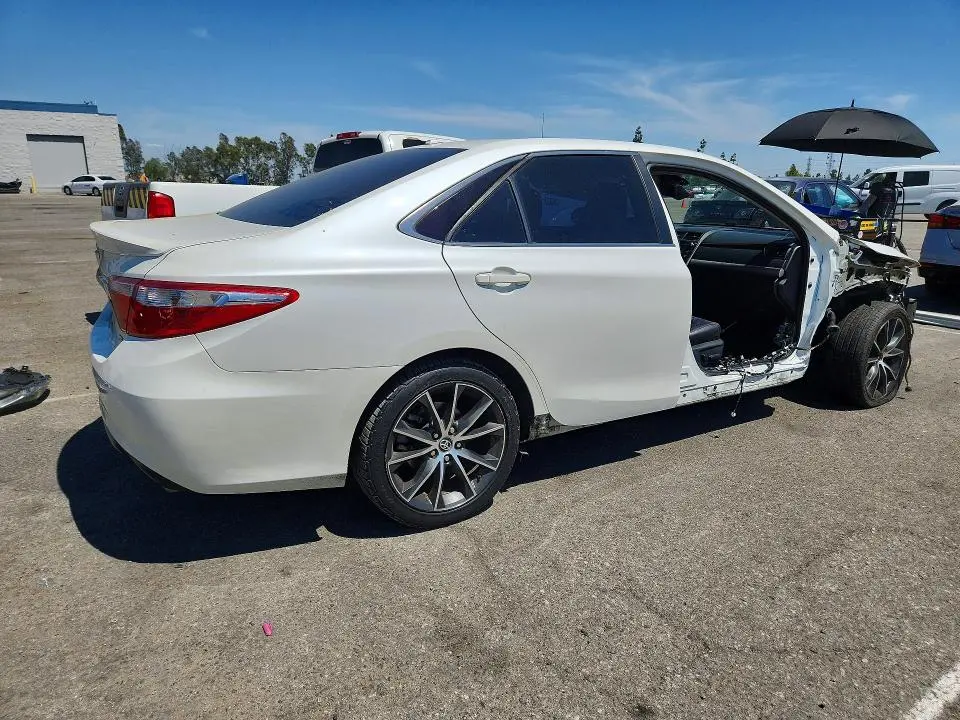 2016 TOYOTA CAMRY XSE V6  