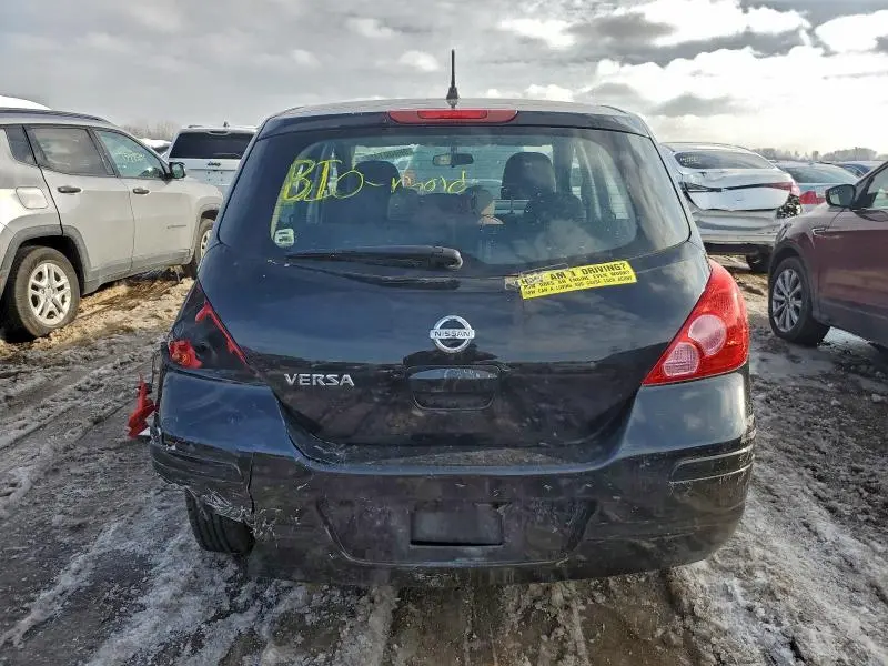 2010 NISSAN VERSA S  