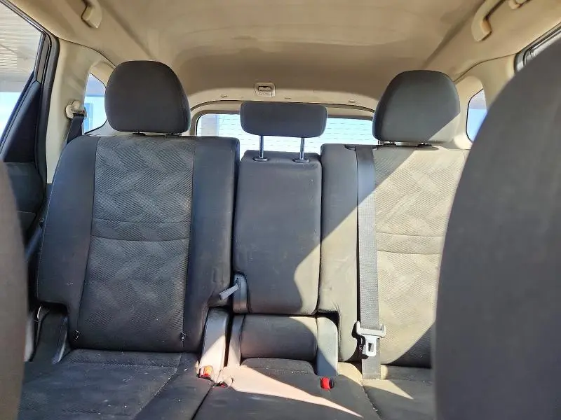 2016 NISSAN ROGUE S  
