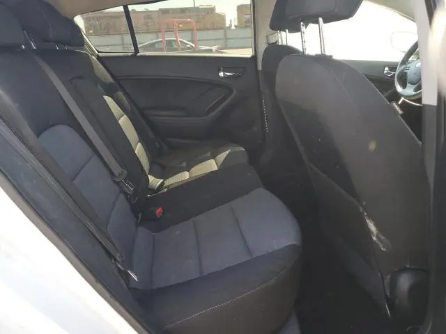 2016 KIA FORTE LX  