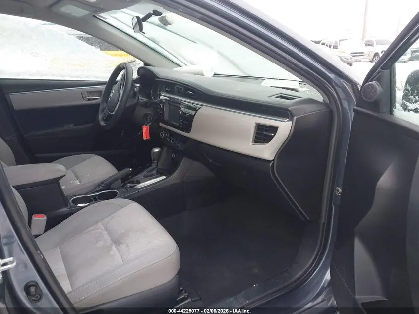 2015 TOYOTA COROLLA LE