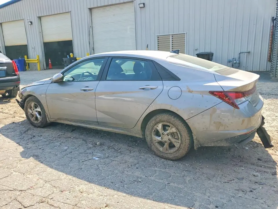 2023 HYUNDAI ELANTRA SE  