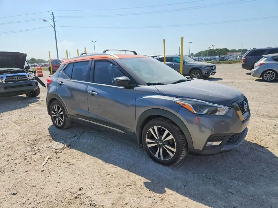 2020 NISSAN KICKS SR  