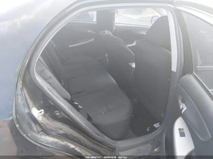 2013 TOYOTA COROLLA S