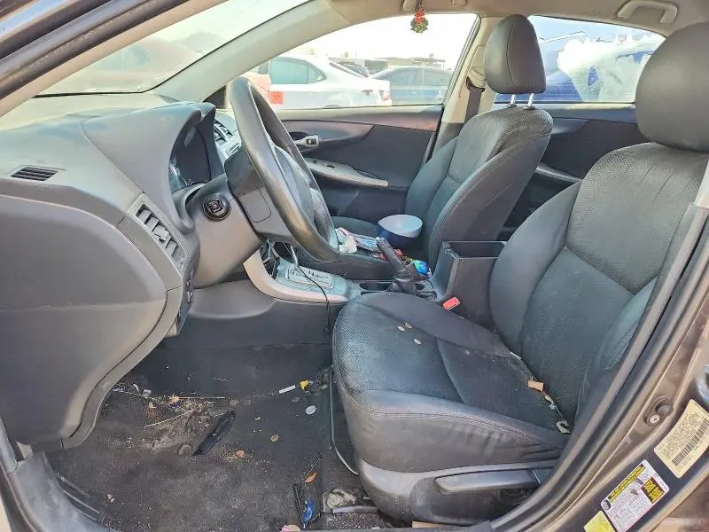2013 TOYOTA COROLLA S  
