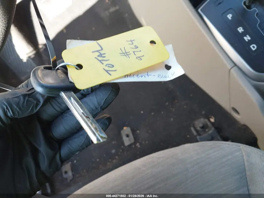 2016 HYUNDAI ACCENT SE