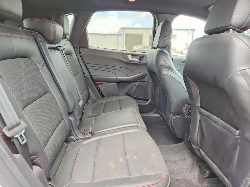 2023 FORD ESCAPE ST LINE  