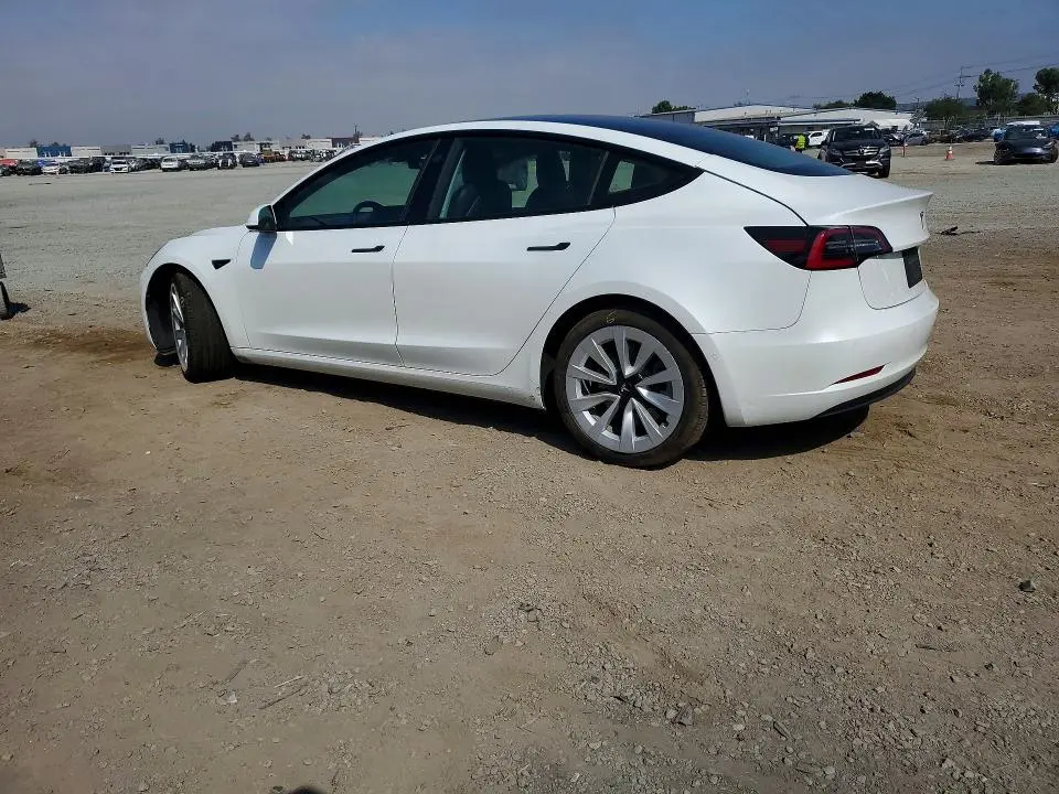 2022 TESLA MODEL 3   