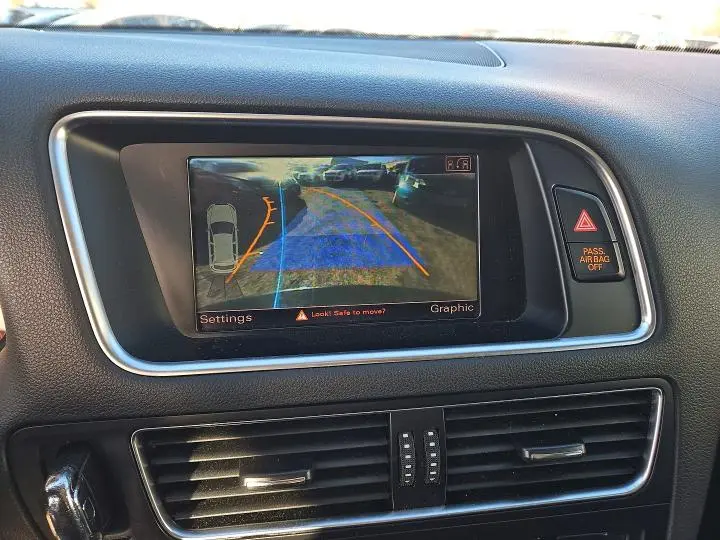 2011 AUDI Q5 PREMIUM PLUS  