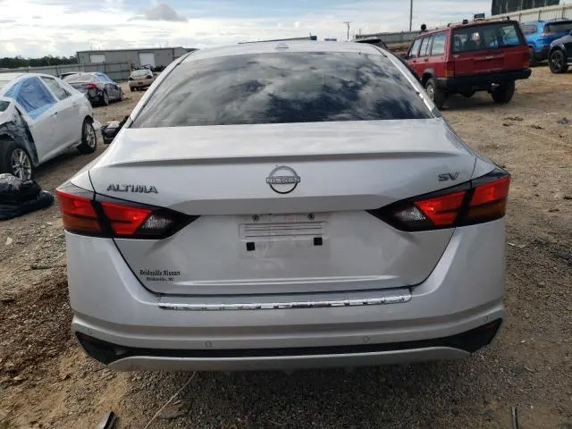 2023 NISSAN ALTIMA SV  