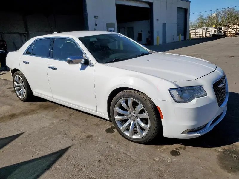2018 CHRYSLER 300 LIMITED  
