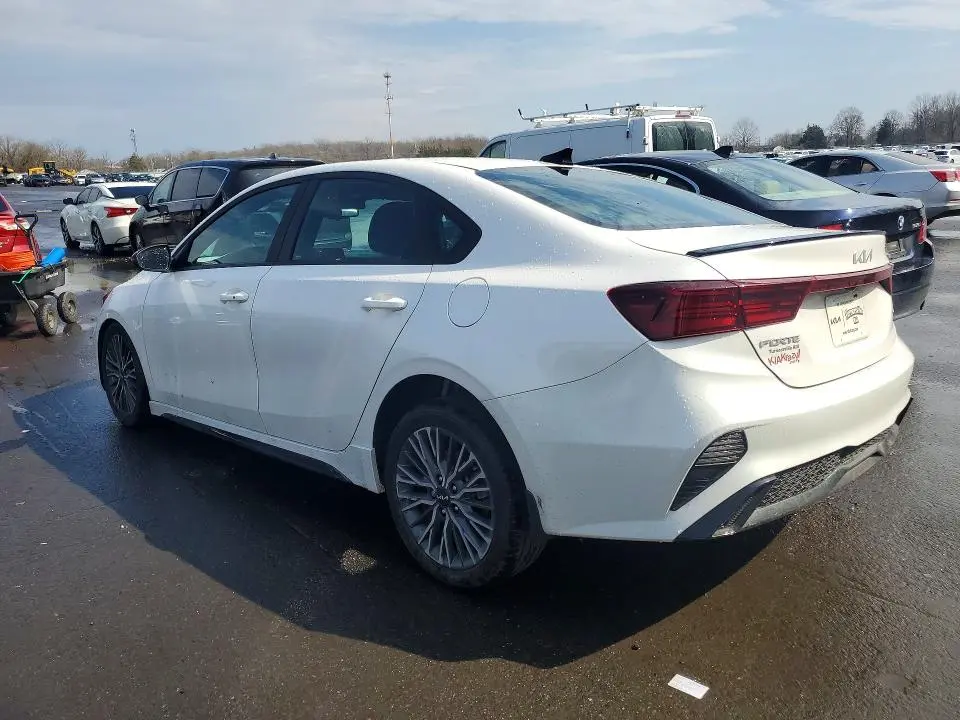 2024 KIA FORTE GT-LINE  