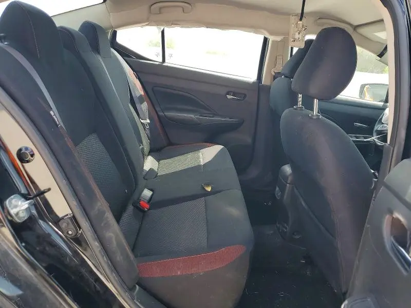 2023 NISSAN VERSA SR  