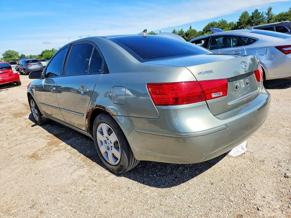 2010 HYUNDAI SONATA GLS  