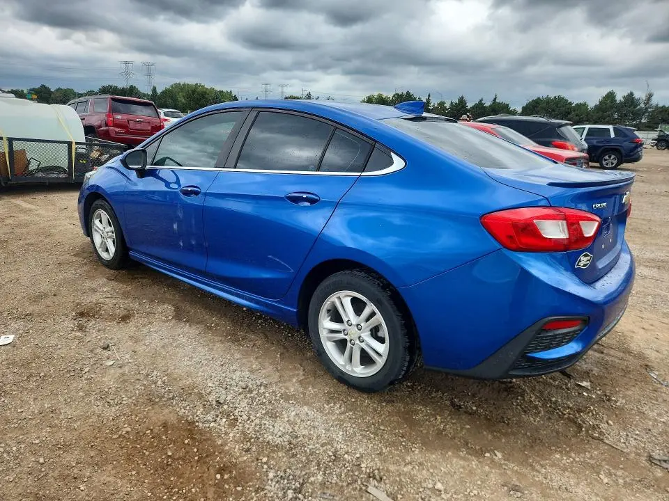 2017 CHEVROLET CRUZE LT  