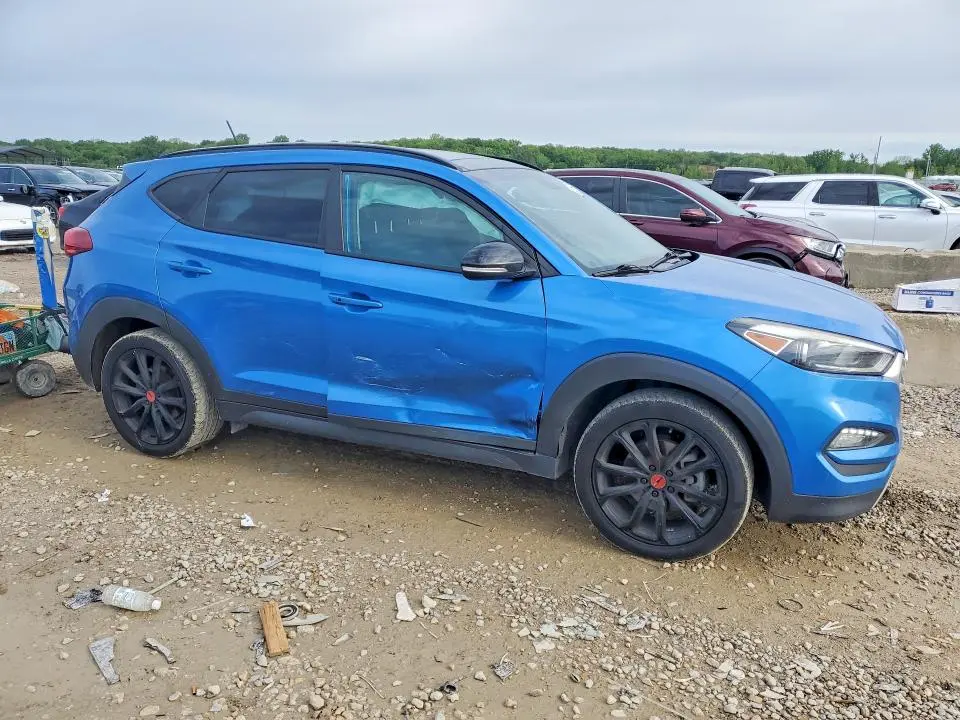 2017 HYUNDAI TUCSON NIGHT  