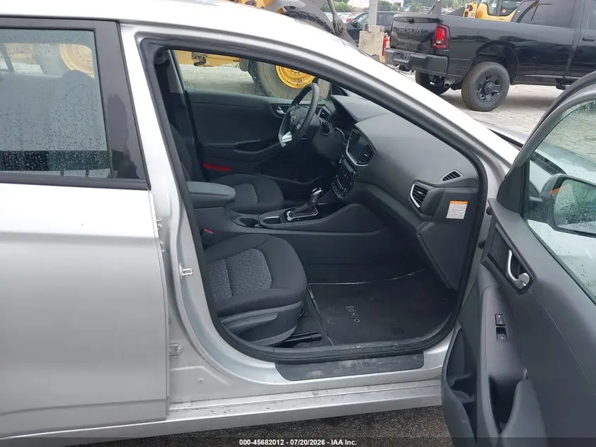 2019 HYUNDAI IONIQ HYBRID BLUE