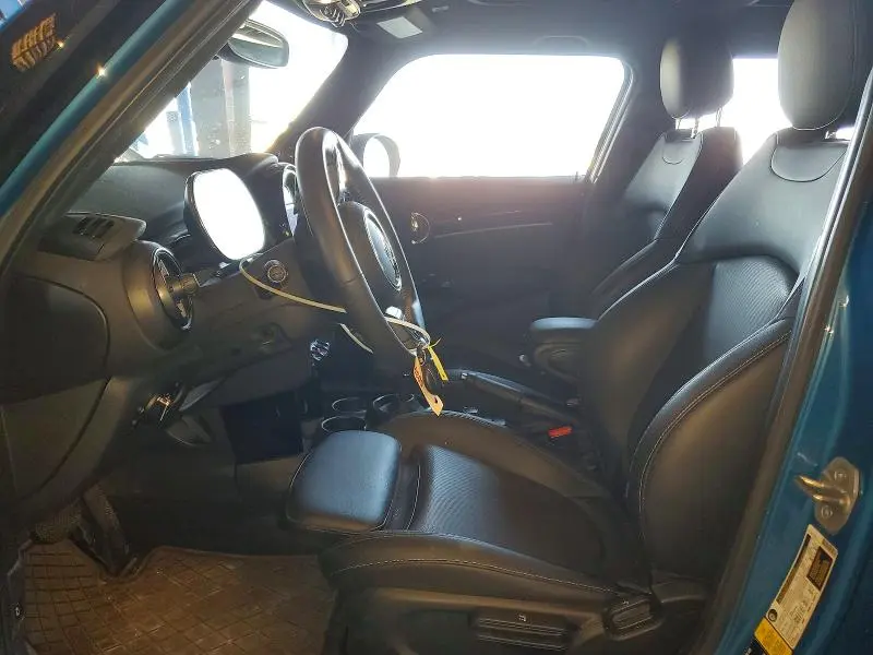 2022 MINI COOPER S  