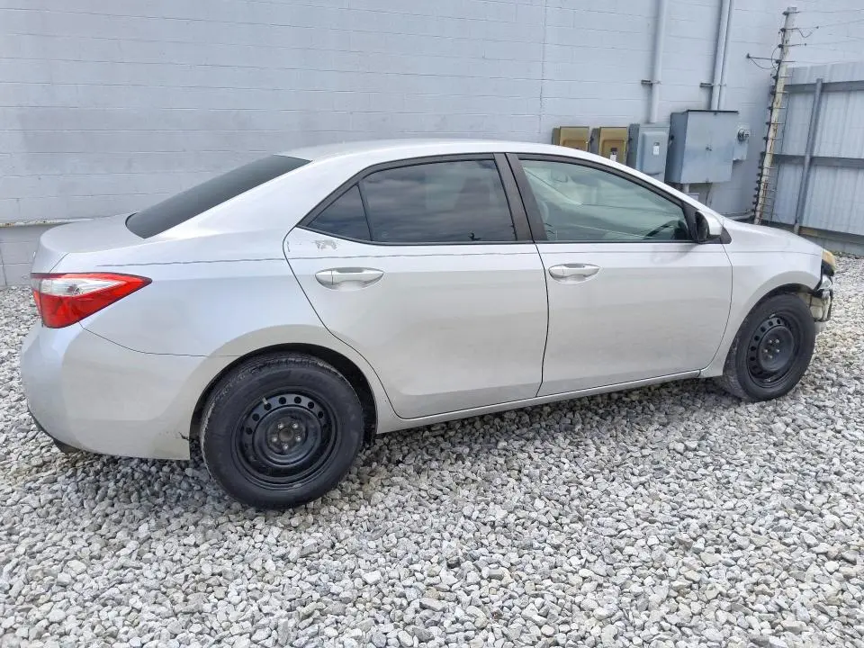 2015 TOYOTA COROLLA LE  