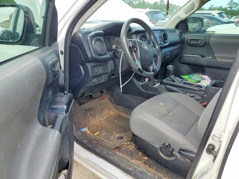 2022 TOYOTA TACOMA SR  