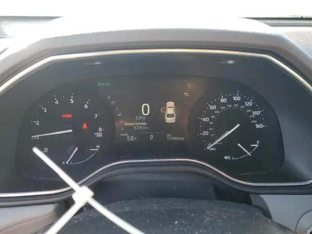 2019 TOYOTA AVALON XLE  