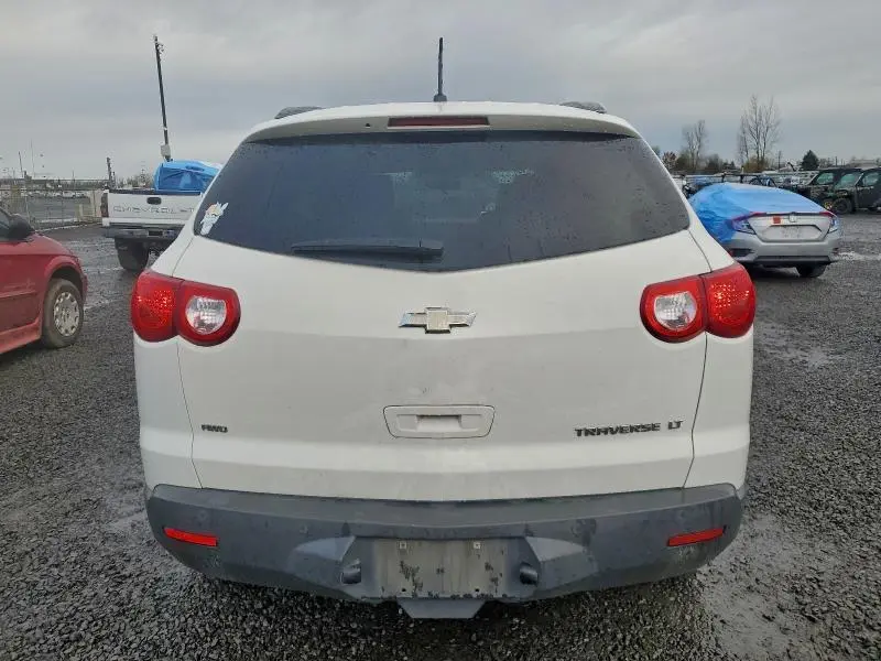 2012 CHEVROLET TRAVERSE LT  